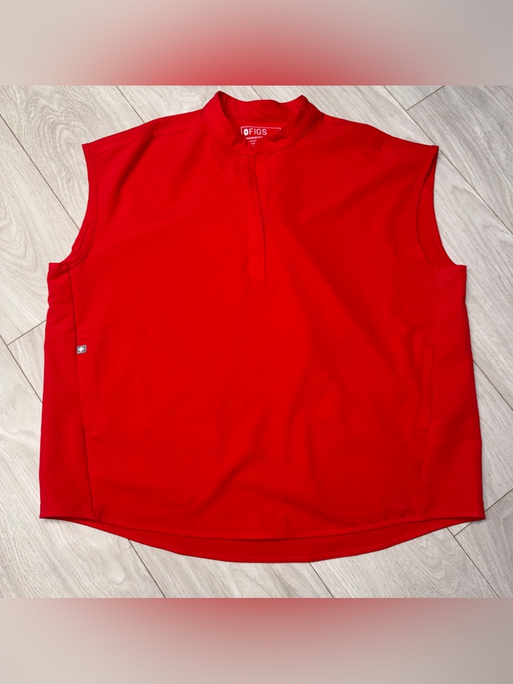 FIGS Rafaela Scrub Top Women L Red Oversized Sleeveless Medical Nurse Uniform
